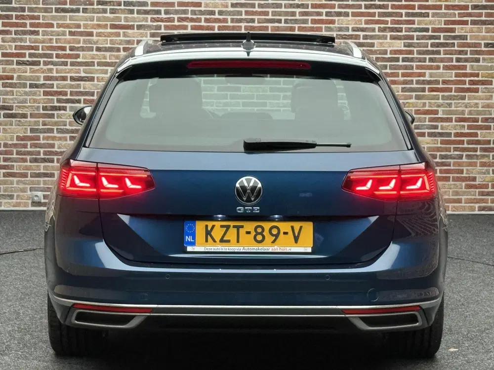Volkswagen Passat 1.4 TSI PHEV GTE Business Pano uit 2021, foto 7