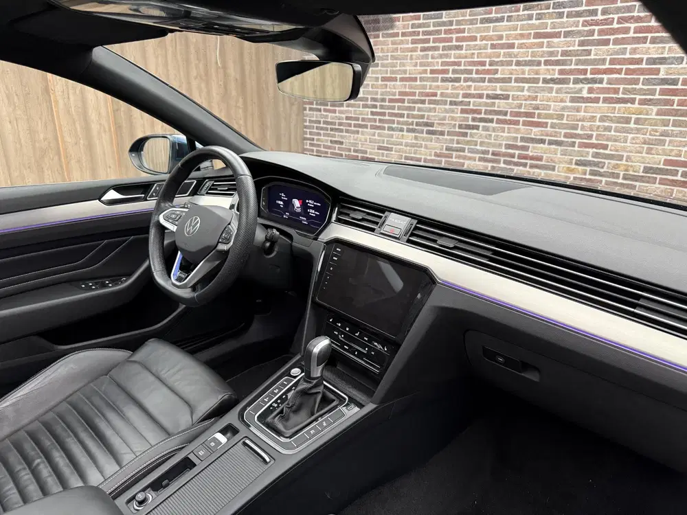 Volkswagen Passat 1.4 TSI PHEV GTE Business Pano uit 2021, foto 9