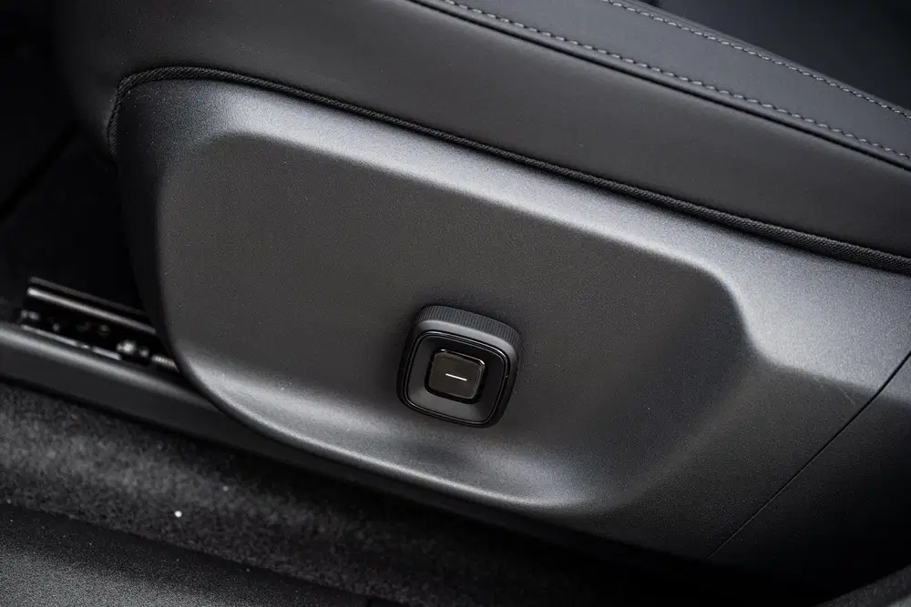 Volvo EX30 P5 Long Range Plus Europa 69 kWh uit 2026, foto 8