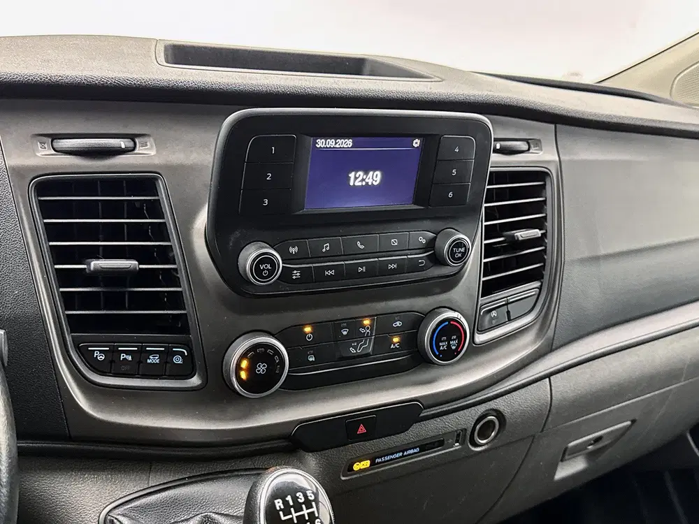 Ford Transit Custom 320 2.0 TDCI L2H1 Trekhaak Cruise contro uit 2020, foto 10
