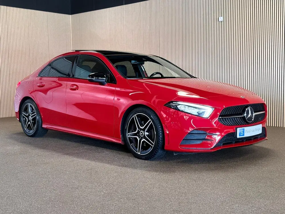 Mercedes-Benz A-Klasse 200 Sedan AMG STYLING-PANORAMA-NIGHT uit 2019, foto 5