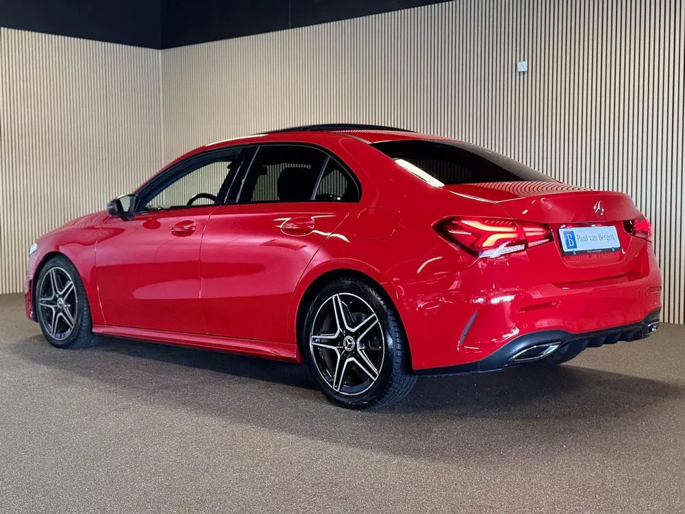 Mercedes-Benz A-Klasse 200 Sedan AMG STYLING-PANORAMA-NIGHT uit 2019, foto 7