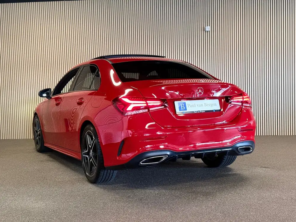 Mercedes-Benz A-Klasse 200 Sedan AMG STYLING-PANORAMA-NIGHT uit 2019, foto 9
