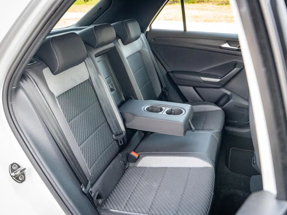 Volkswagen T-Roc 1.5 TSI R-line uit 2022, foto 15