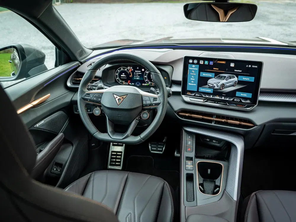 Cupra Terramar 1.5 TSI e-Hybrid VZ 272 pk uit 2024, foto 2