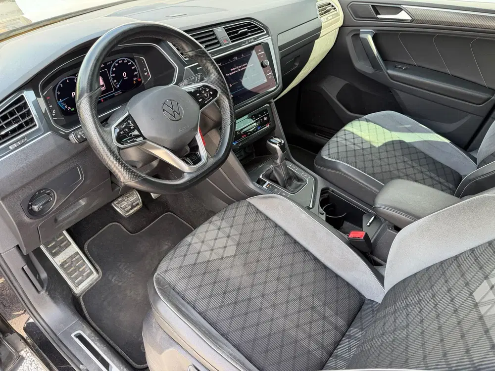 Volkswagen Tiguan 1.5 TSI R-Line Business+ uit 2021, foto 4