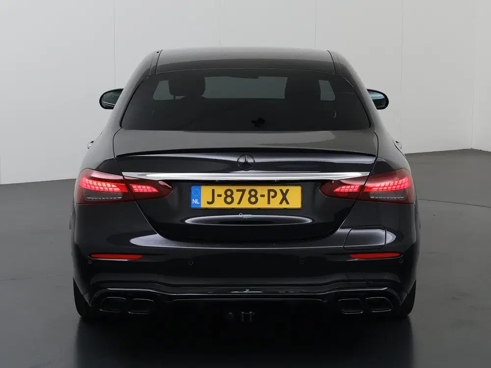 Mercedes-Benz E-Klasse 300 e AMG Line uit 2020, foto 4