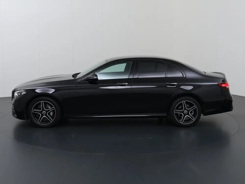 Mercedes-Benz E-Klasse 300 e AMG Line uit 2020, foto 5