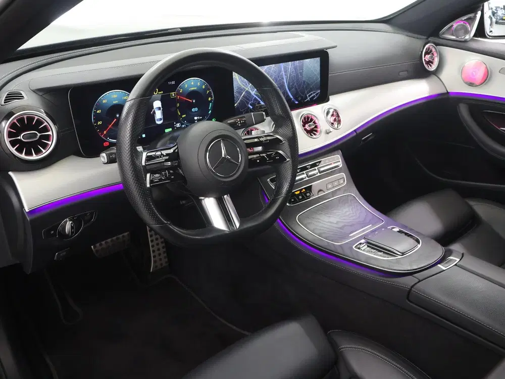 Mercedes-Benz E-Klasse 300 e AMG Line uit 2020, foto 7