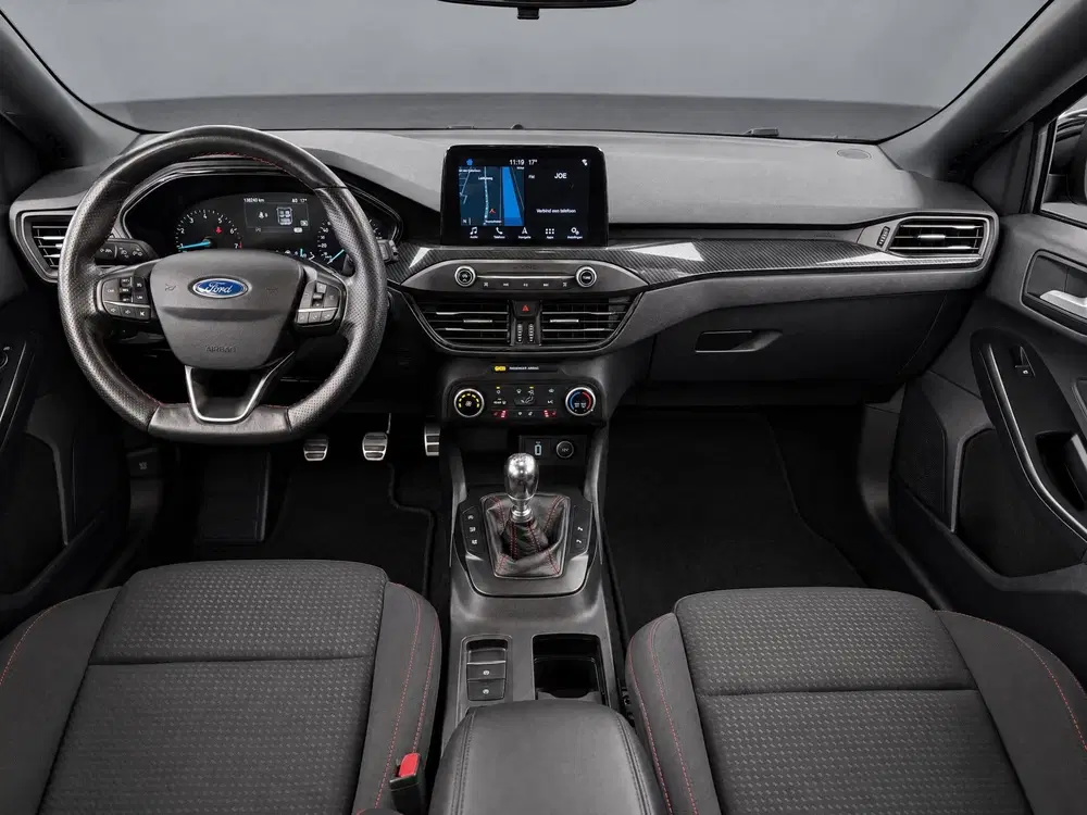 Ford Focus 1.0 EcoBoost ST-Line uit 2019, foto 3