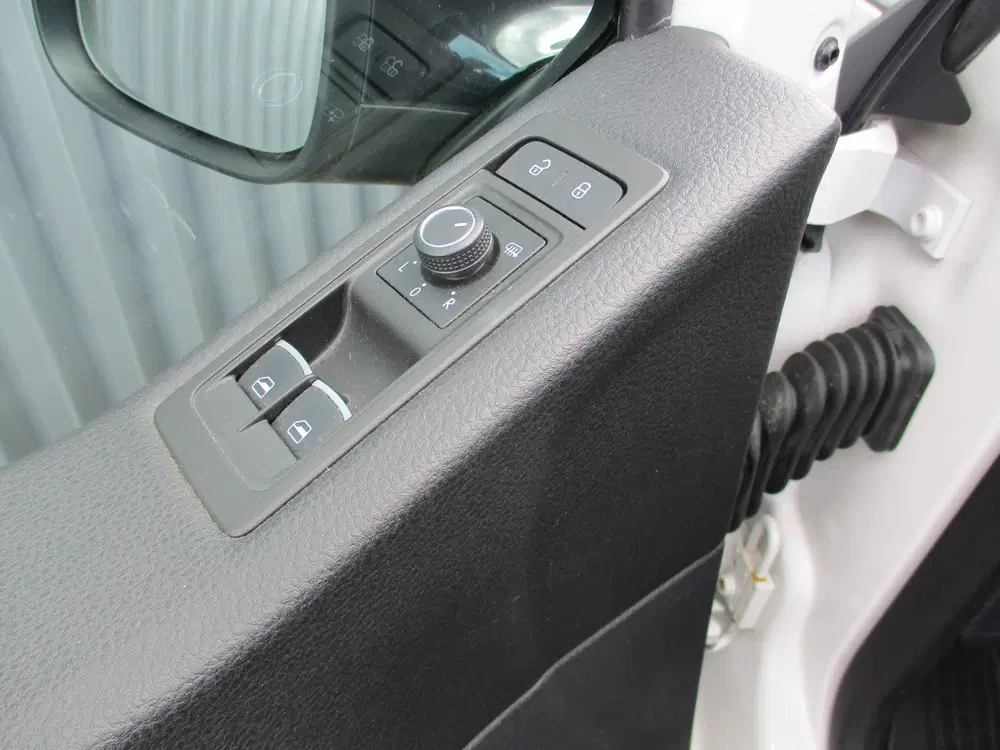 Volkswagen Transporter 2.0 TDI 150 Pk Automaat Nav uit 2019, foto 6