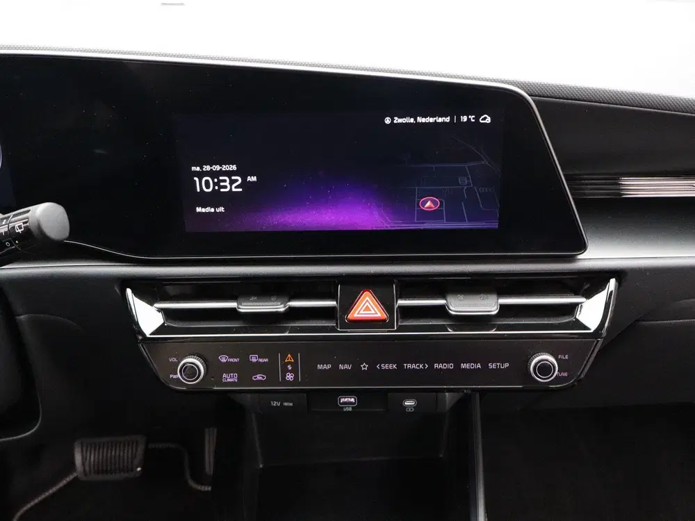Kia Niro Light Edition 64.8 kWh uit 2024, foto 10