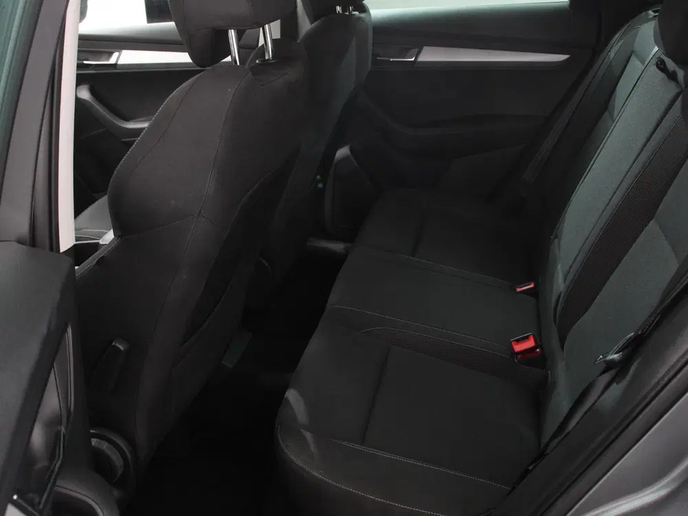 Skoda Karoq 1.5 TSI 150pk Automaat Ambition Navigatie uit 2024, foto 11