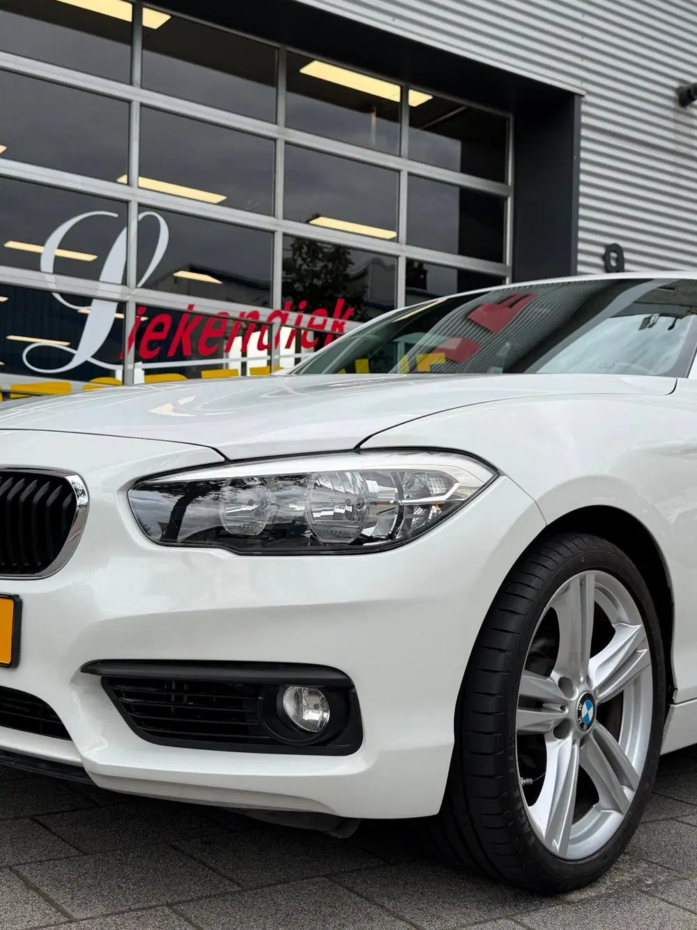 BMW 1-serie 118i 5Drs uit 2019, foto 13