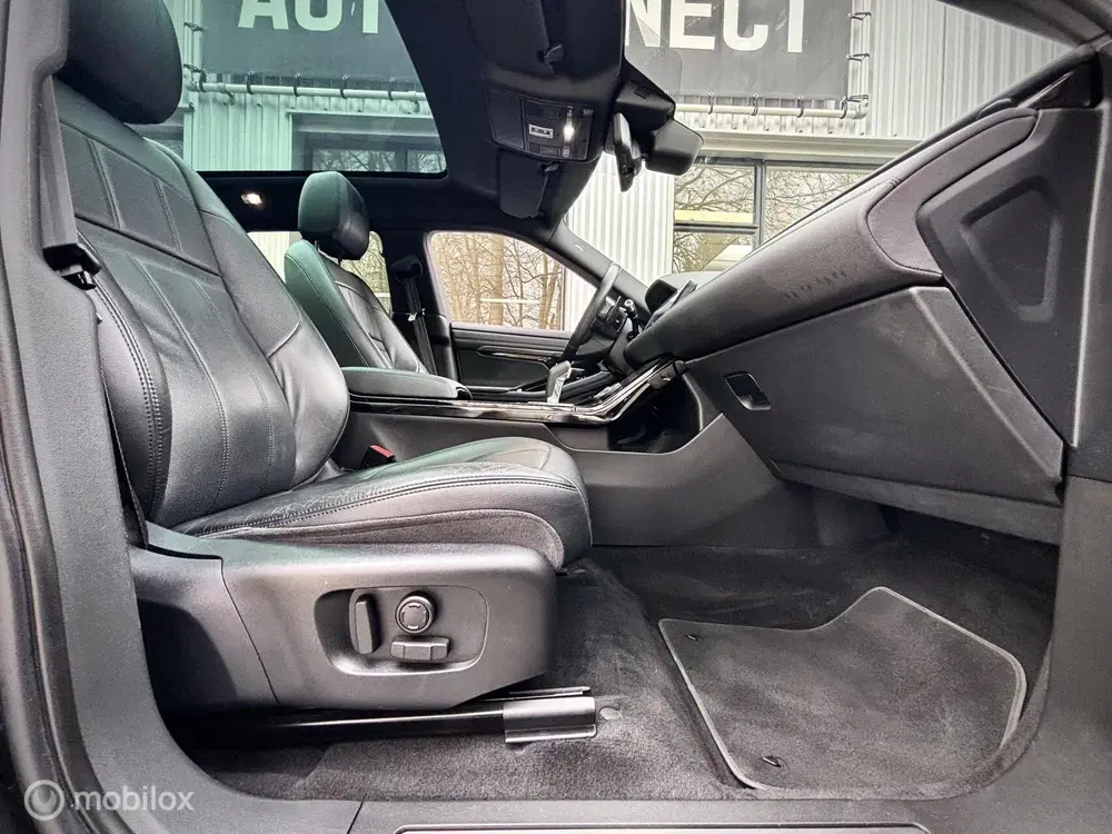 Land Rover Range Rover Evoque 2.0 P300 AWD R-Dynamic. VOL OP uit 2019, foto 8