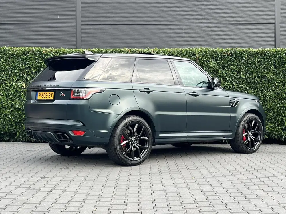 Land Rover Range Rover Sport P575 SVR Carbon Edition uit 2021, foto 2