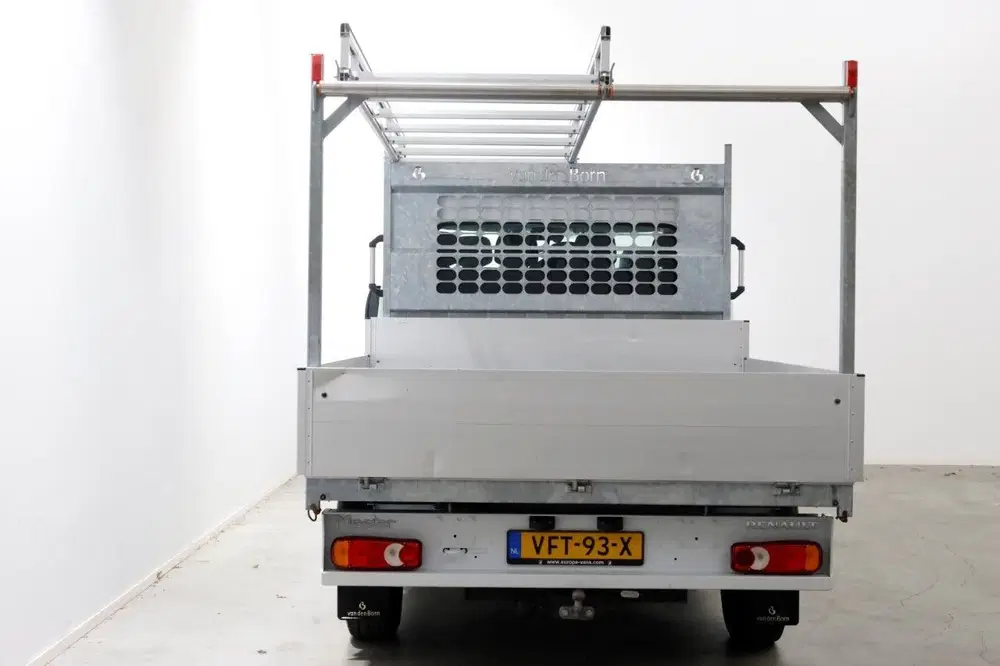 Renault Master T35 2.3 dCi 135pk L2 D.C. Open Laadbak Air uit 2020, foto 15