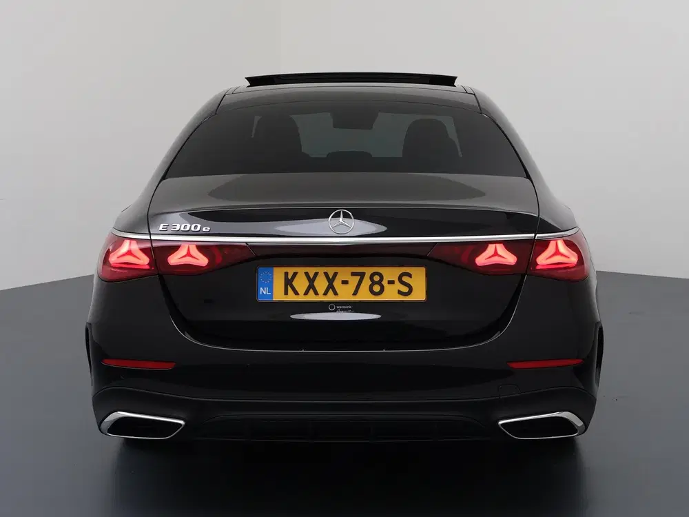 Mercedes-Benz E-Klasse 300e Sport Edition uit 2026, foto 4