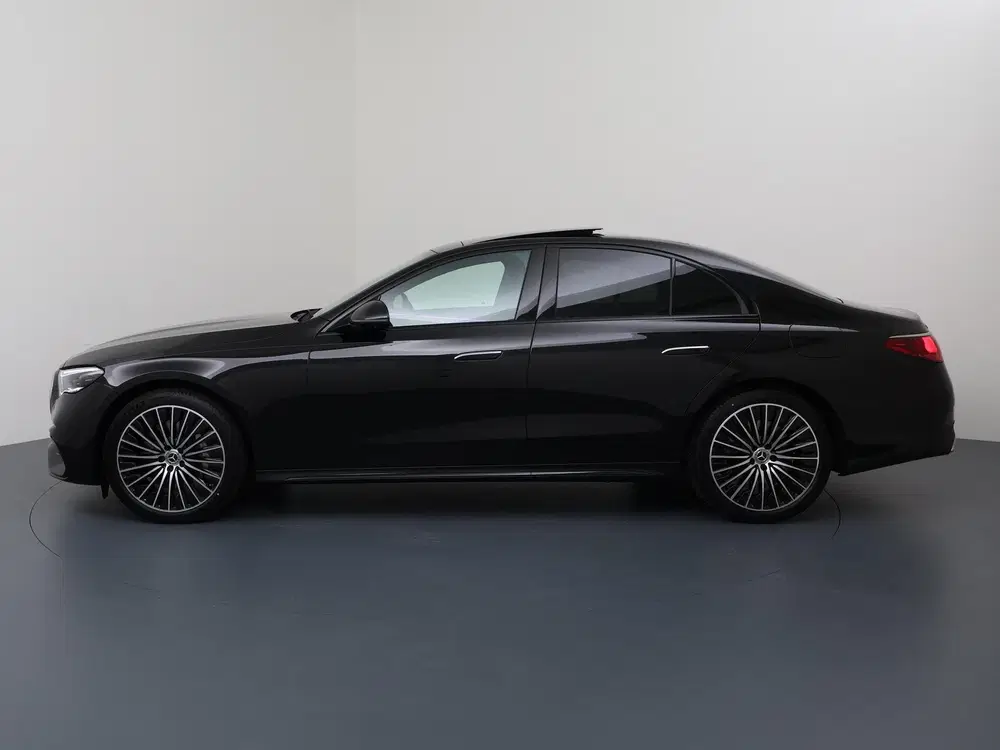 Mercedes-Benz E-Klasse 300e Sport Edition uit 2026, foto 5