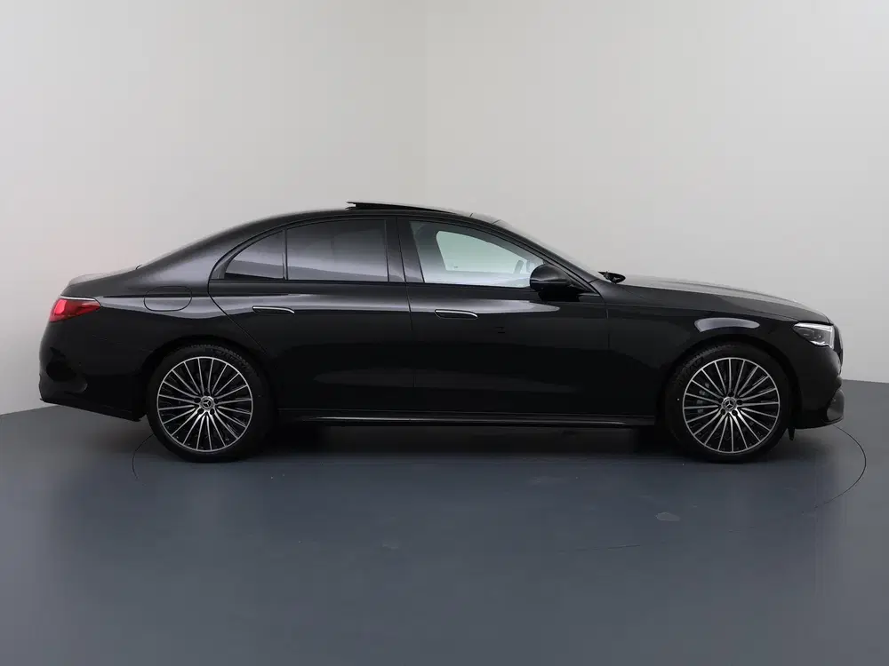 Mercedes-Benz E-Klasse 300e Sport Edition uit 2026, foto 6