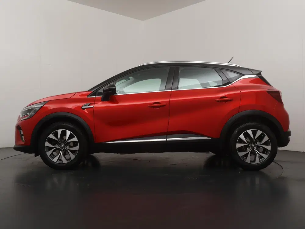 Renault Captur 1.3 TCe 130 Intens Automaat uit 2020, foto 2