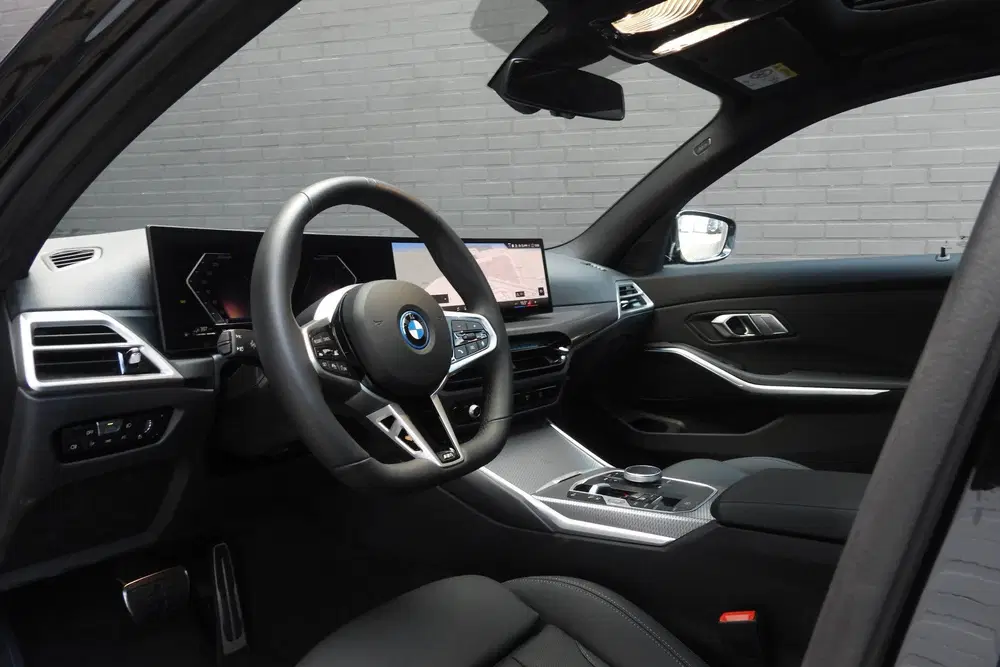 BMW 3-serie 330e M Sport Automaat uit 2026, foto 12