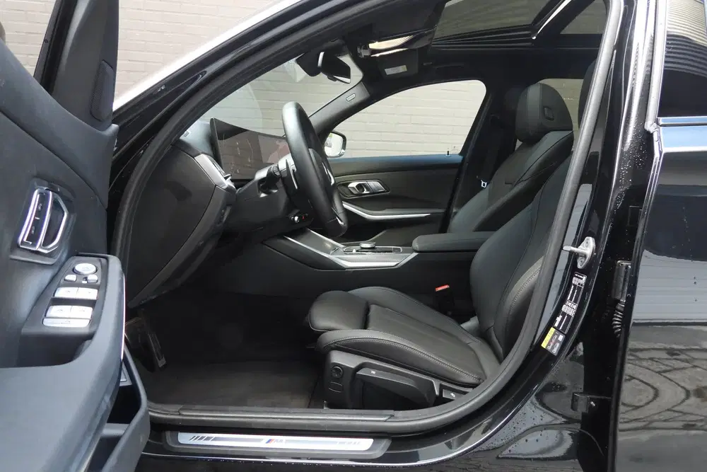 BMW 3-serie 330e M Sport Automaat uit 2026, foto 14
