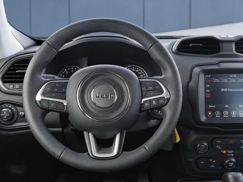 Jeep Renegade 1.5T e-Hybrid Altitude uit 2024, foto 12