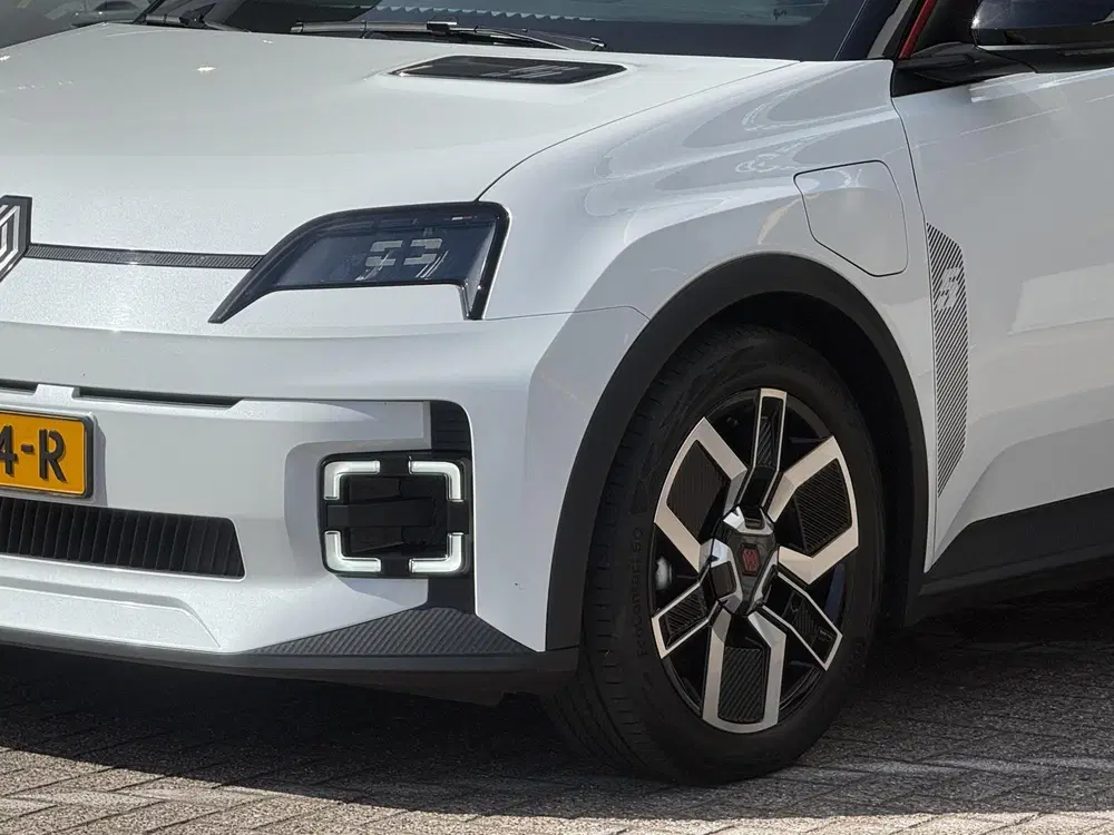 Renault 5 comfort range techno 52 kWh uit 2025, foto 5