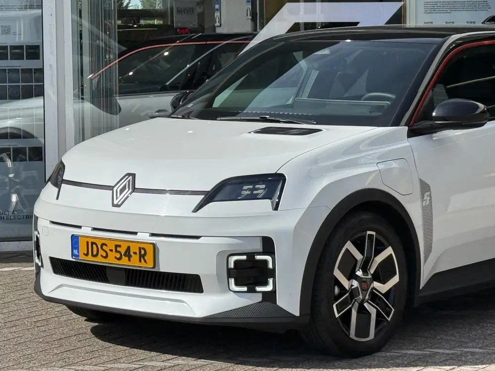 Renault 5 comfort range techno 52 kWh uit 2025, foto 6