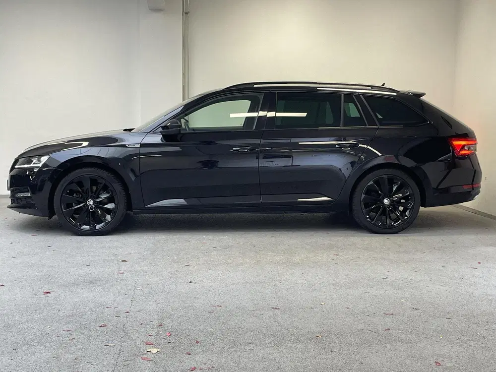 Skoda Superb 1.4 TSI iV Sportline uit 2023, foto 11