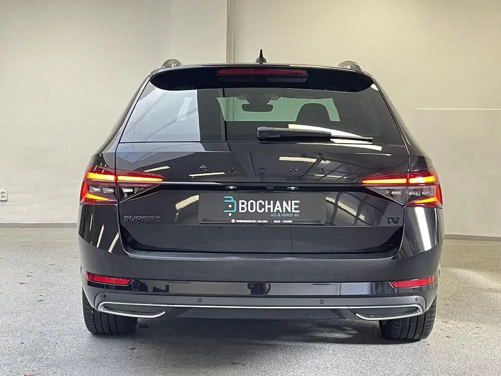 Skoda Superb 1.4 TSI iV Sportline uit 2023, foto 14