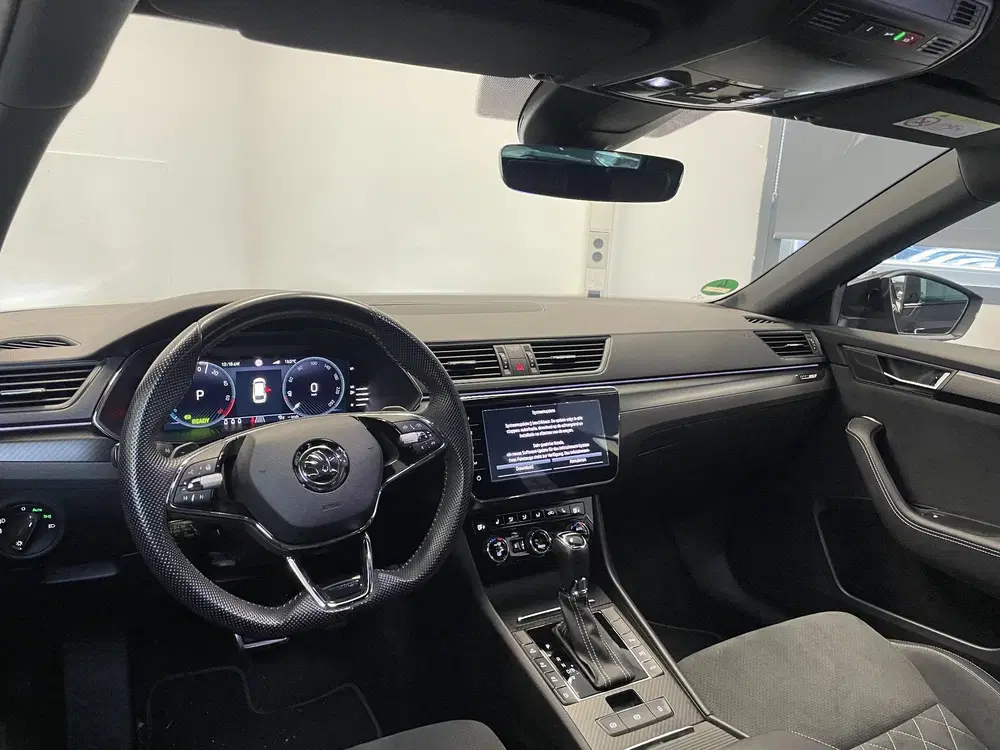 Skoda Superb 1.4 TSI iV Sportline uit 2023, foto 4