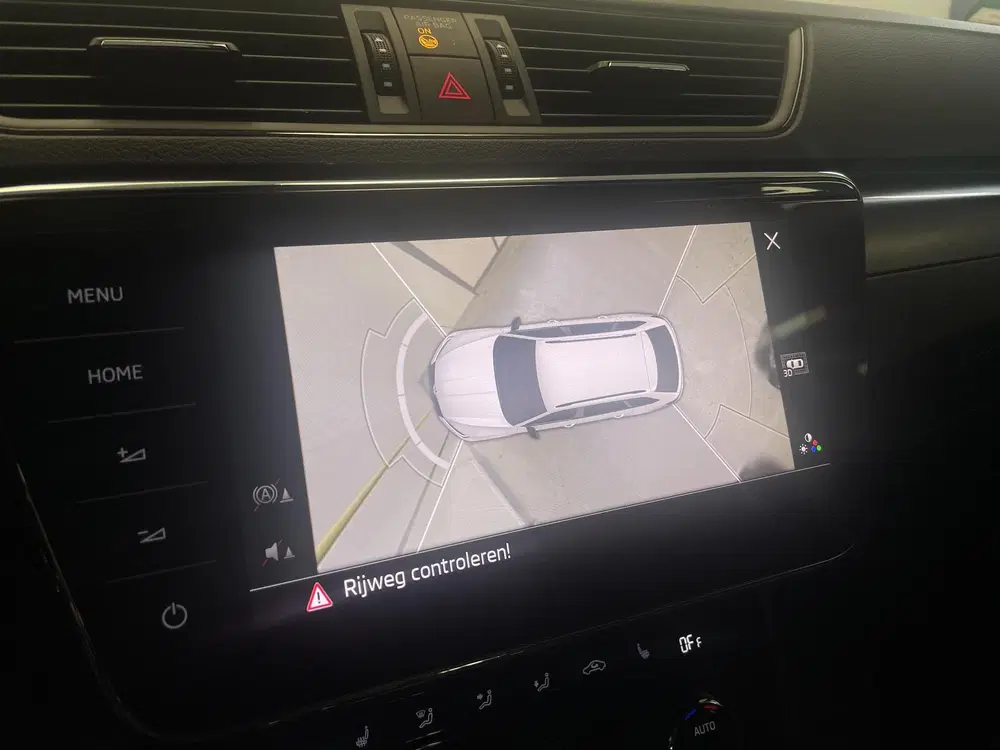 Skoda Superb 1.4 TSI iV Sportline uit 2023, foto 6