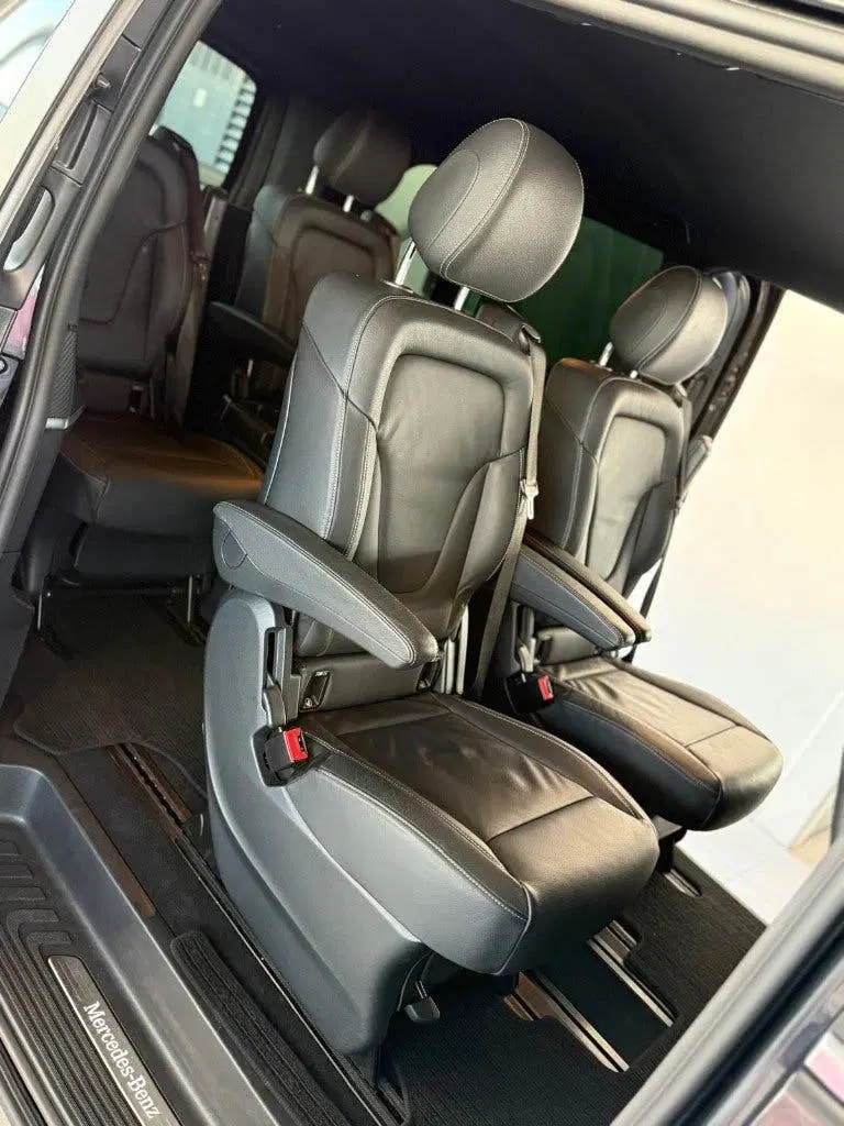Mercedes-Benz V-Klasse 220 d Extra Lang 9G-TRONIC AMG 2020 uit 2020, foto 6