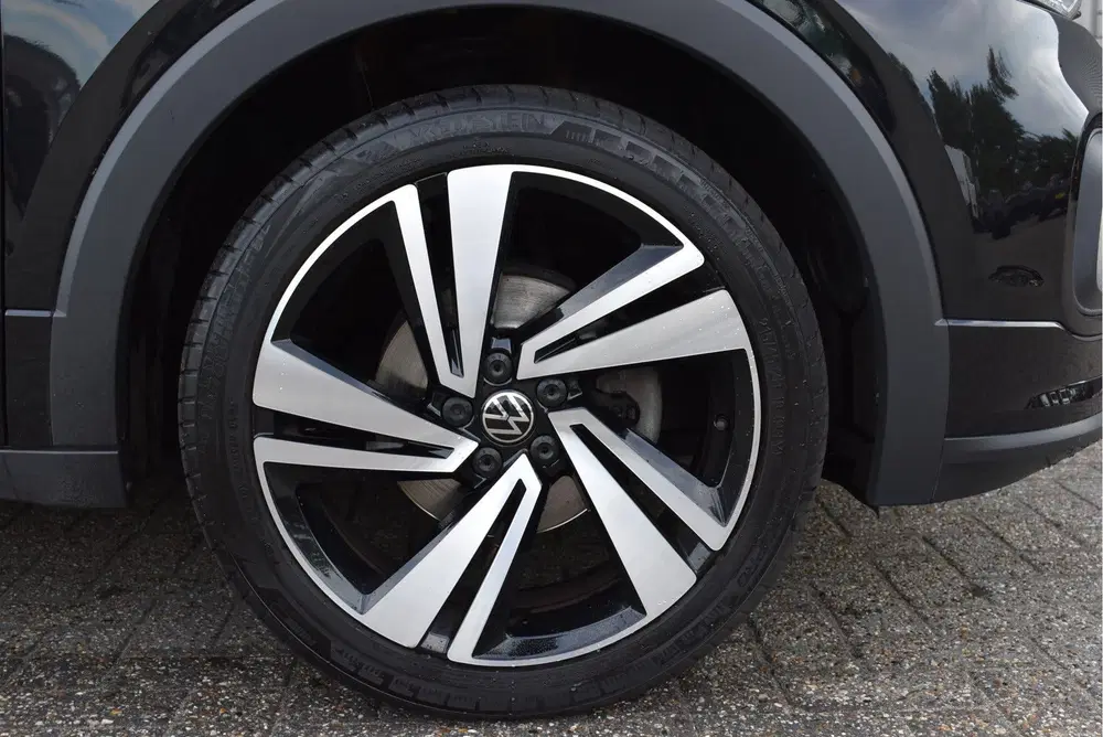 Volkswagen T-Cross 1.0 TSI 2x R-Line Virtual cockpit uit 2021, foto 12
