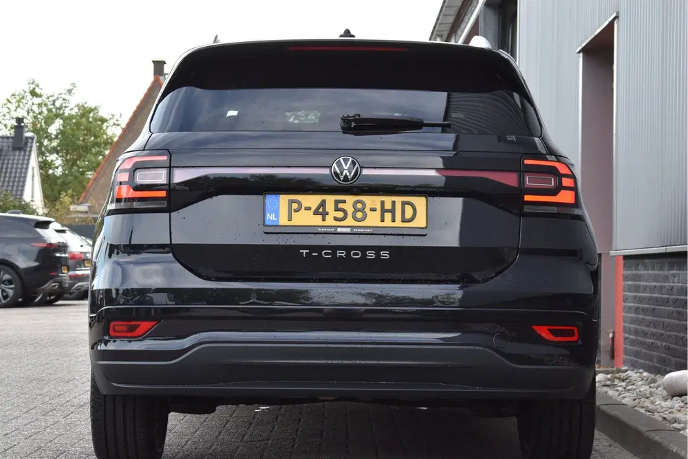 Volkswagen T-Cross 1.0 TSI 2x R-Line Virtual cockpit uit 2021, foto 8
