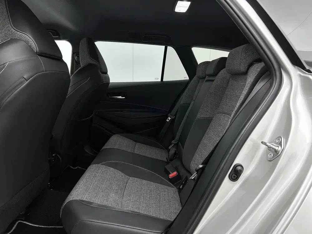 Toyota Corolla Hybrid 140 Dynamic uit 2025, foto 14