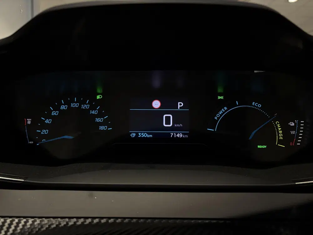 Peugeot 208 E-Style uit 2024, foto 10