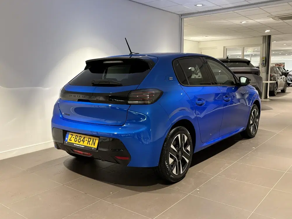 Peugeot 208 E-Style uit 2024, foto 4