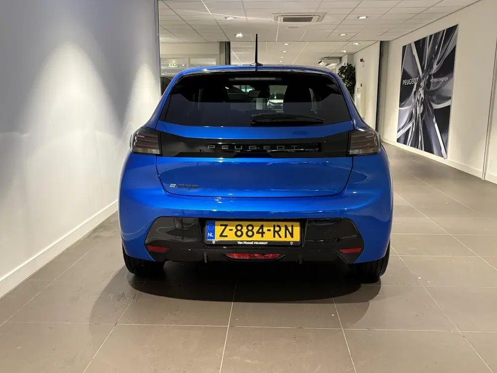 Peugeot 208 E-Style uit 2024, foto 5