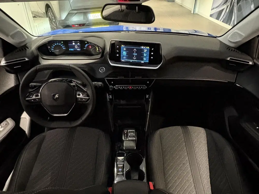 Peugeot 208 E-Style uit 2024, foto 6