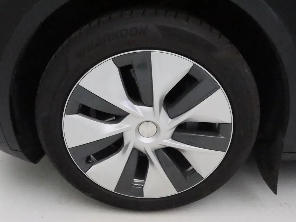 Tesla Model Y Standard RWD Plus 299pk 95.1% SoH [ AMD RY uit 2023, foto 11