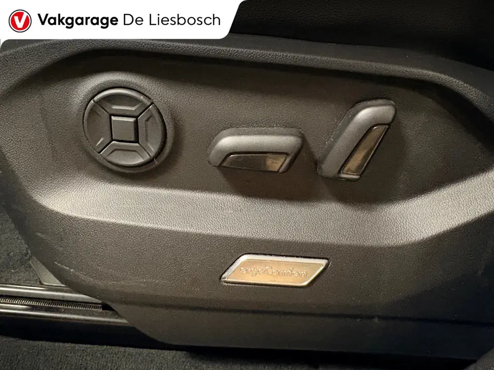 Volkswagen Touareg 3.0 TSi eHybrid 4MOTION uit 2022, foto 15