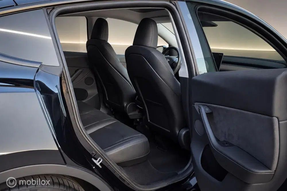 Tesla Model Y Performance AWD 75 kWh Autopilot €33.057 e uit 2022, foto 11