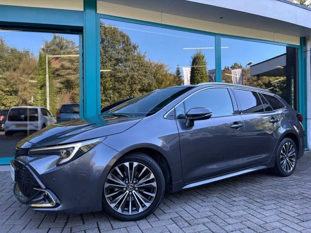 Toyota Corolla TOURING SPORTS 1.8 HYBRID 140 ACTIVE CarPl uit 2023
