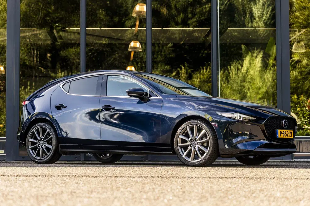 Mazda 3 2.0 e-SkyActiv-G M Hybrid 122 Luxury (bj 2 uit 2020