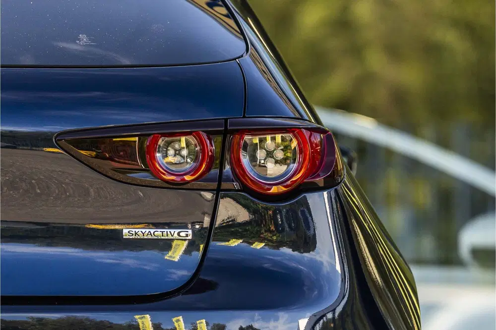 Mazda 3 2.0 e-SkyActiv-G M Hybrid 122 Luxury (bj 2 uit 2020, foto 13