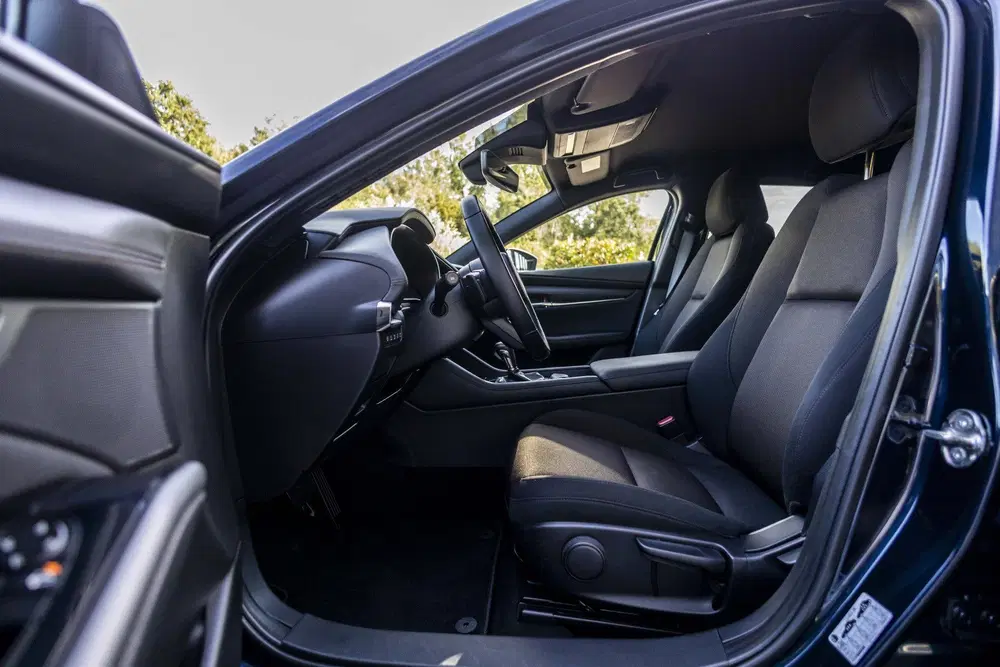 Mazda 3 2.0 e-SkyActiv-G M Hybrid 122 Luxury (bj 2 uit 2020, foto 4