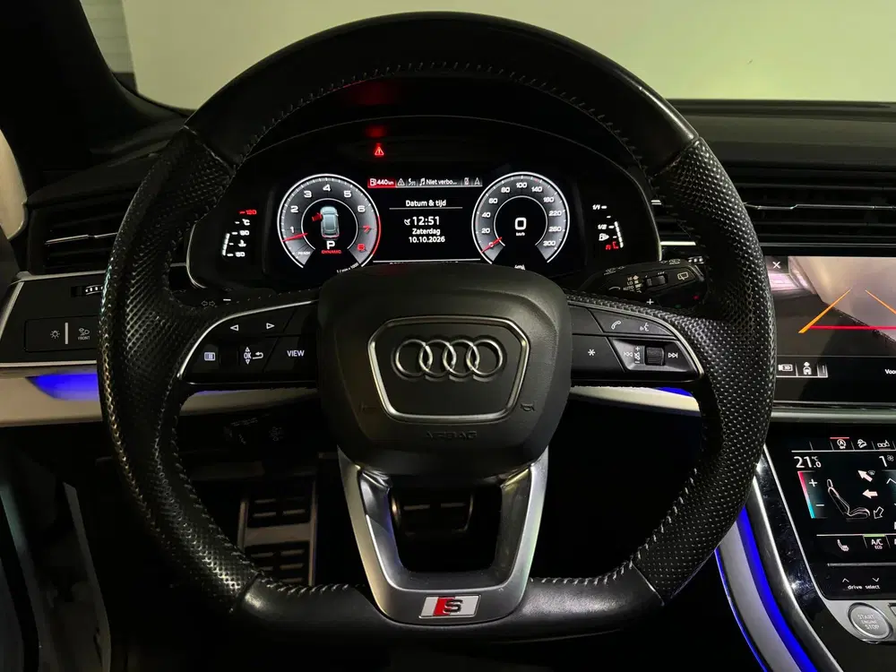 Audi Q8 55 TFSI quattro S Line Pano uit 2020, foto 13